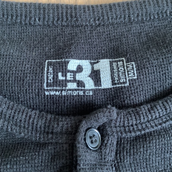 (2/$10) Le 31 Henley - Picture 2 of 2